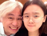 娱乐圈“爷孙恋”现状：有人获得3亿分手费，有人生3个孩子婚姻幸福