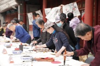 丁香与古韵“相遇”，法源寺内诗意悠扬