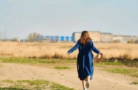 “让你爸妈给20万，我弟要买房”女人：你别急，我会想办法