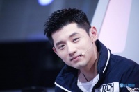 狗仔爆料：张继科还曾将W姓女星私密照错发给过景甜