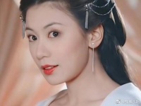 因为长的太美被人骂，当年的她，是多少人心目中的女神啊
