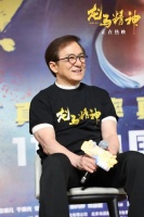网传成龙当场被观众要求退票？成龙本人回应！ 为何观众不买账？