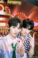 丁程鑫晒合照为张真源庆生:勇敢去开启你的20岁吧