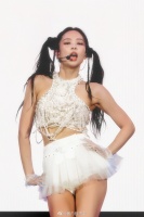 Jennie双马尾永远的神，这状态也太好了吧，少女感十足……