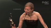 没有郑秀文接不了的梗，金像颁奖礼发言堪比脱口秀，笑翻全场大咖