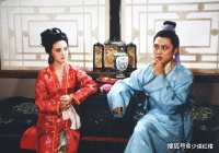 精明泼辣的王熙凤，也有百密一疏失算的时候，最终害人害己