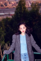 女演员蒋梦婕被人偷拍裙底勒索，“你可是拿下半辈子来赌”，蒋梦婕发文：其已被抓，被偷拍不是我们的错