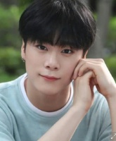 25岁韩国爱豆文彬去世 公司公告呼吁不要恶意报道