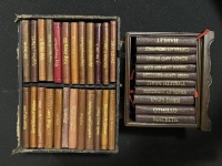 夜书话｜莎士比亚微型书：可以把玩的世界