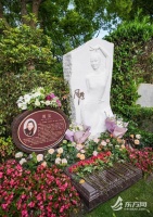 东方美神翩舞天堂 舞蹈家周洁纪念像在沪揭幕