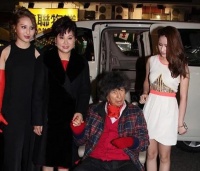 三房陈婉珍坐拥百亿，一个女儿嫁给消防员，一个女儿嫁给内地演员