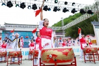 贵州大方：白族同胞载歌载舞庆佳节