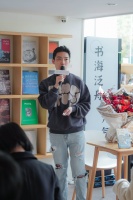 再平淡的日子都有闪光点：插画博主由宾推出首部绘本集《我想偶尔停一会儿》