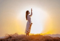 不要拿别人的尺子，来丈量自己的脚，适合自己的才是最好的