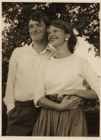 特德·休斯：他辉光四射，如鱼在空中