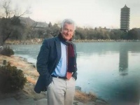 汉学大师安乐哲的著作两种