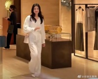 即将满45岁的刘涛状态是真的没话说……