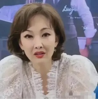 牛莉：样貌完全认不出，脸上整形痕迹太严重，鼻孔跟杨幂一样