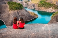 放下不爱你的人，最好的办法不是拉黑和新欢，而是这4个字