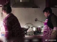 儿媳离婚后过的太滋润，天天大鱼大肉，馋的恶婆婆直流口水