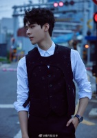 这种美貌是真实的吗，感觉他也太帅了吧，整个人的状态也很好呀……