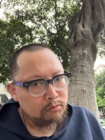 不认同史航回应，五名受害者发联合声明，并提供其实施性骚扰的证据