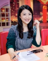 上海台美女主持，丈夫出轨离婚只分10万，用一招让他损失20亿