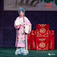 在守正中传承经典——传统程派名剧《锁麟囊》五一假期火爆上演