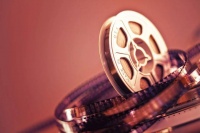 品读｜幸福的背后，有人在为我们助力