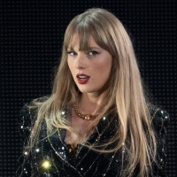 马蒂为霉霉放弃亲吻粉丝老传统 十年前旧情被扒