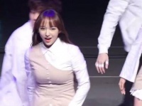 程潇一动起来腿上的肉肉duangduang感觉这种也不错