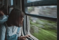 强者示弱、富者让利、智者守愚