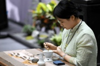 香气袭人 郑州首届非遗制香技艺大赛举行