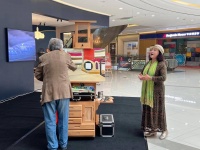 油画写生走进卖场