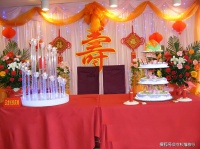 深圳一男子回乡参加寿宴，看到菜品瞬间呆住，农村都这么豪了吗？