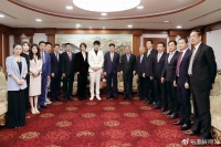 丢人丢到泰国！网红蛋蛋与漂亮被曝扬言买下皇家酒店，还要买大象