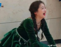 关晓彤：他在家也没和我说这么累啊