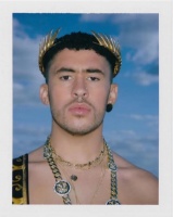 西语顶流坏兔兔参加WWE比赛 摔角过程十分激烈