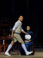 方言话剧《雷雨》寻求“破圈”，让年轻观众走进剧场感受沪语