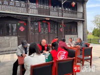 南通通州区平潮镇吉坝村：阅读进庭院 不负好春光