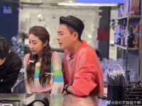 黄宗泽张小婉去南京录节目了！黄宗泽你真的不会老吗！