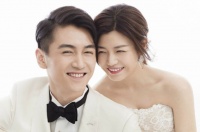 陈晓儿子正面照曝光！眉眼跟陈晓一模一样，真是帅气星二代