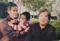 苏敏芳：岁月悠悠，母爱绵长