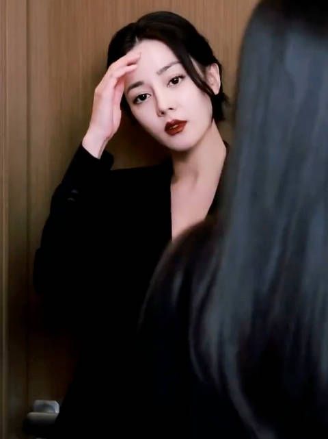 迪丽热巴美神降临yyds!