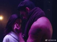 “就这身材我已经在甲板上排队了”