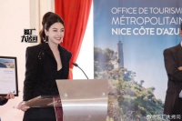 看到张雨绮姐姐在活动中穿的高跟鞋……