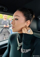 巩俐这状态真是57岁吗？！ 皮肤紧致，气场强大，她都不会老的吗