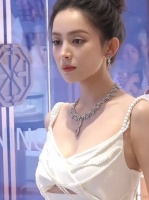 新疆第一美女古力娜扎，这颜值在整个内娱也是最美的吧！