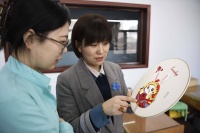 听非遗讲故事|布糊画：布上丹青造就画中“浮雕”