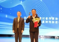 头条大赛（第18季）丨蒋登科：坚持是最深情的热爱